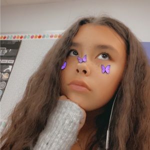 Meet your Posher, Allyy